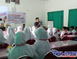 PWI Bekali Semangat Jurnalistik di SMP Negeri 1 Sampang