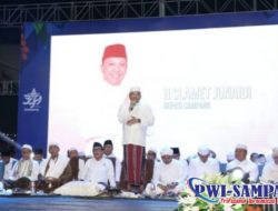 Puluhan Ribu Masyarakat Hadiri Gelaran Sholawat dan Istighowasah Harjad Kabupaten Sampang ke-399