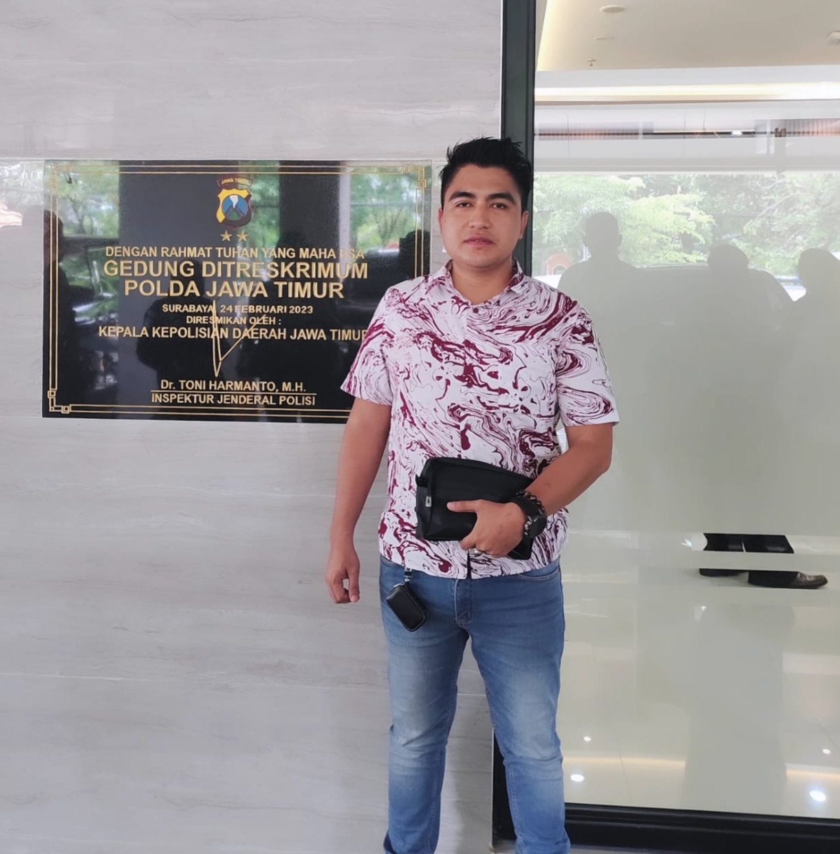 Didiyanto,SH,M.Kn, Pengacara Profesional, Berwawasan dan Beretika Kebanggaan Kabupaten Sampang, Yang Menjadi Korban Arogansi Wahyudi, Anggota Polres Sampang Saat di Ditreskrimum Polda Jatim.