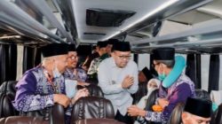 Wakil Bupati Sampang, Lepas Keberangkatan 104 Jamaah Calon Haji 